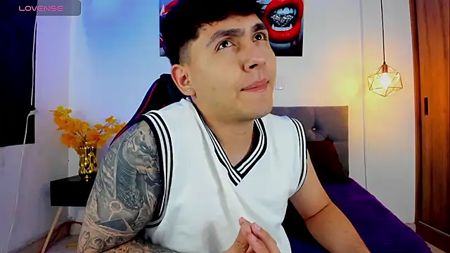 Nicolas James Sc online show from 28, 10, 2025