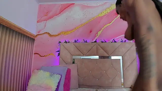 Taylor oriana  online show from 14, 11, 2025