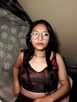 Snapshot of Regina_Shine chatting on 9, 9, 2025 Regina Shine online show from 9, 9, 2025