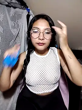 Snapshot of Regina_Shine chatting on 8, 10, 2025 Regina Shine online show from 8, 10, 2025