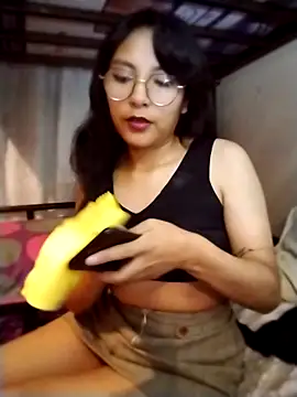 Snapshot of Regina_Shine chatting on 17, 10, 2025 Regina Shine online show from 17, 10, 2025