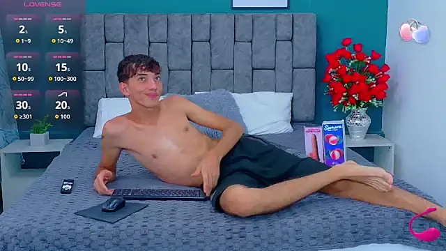 Maikol Ortiz online show from 19, 10, 2025