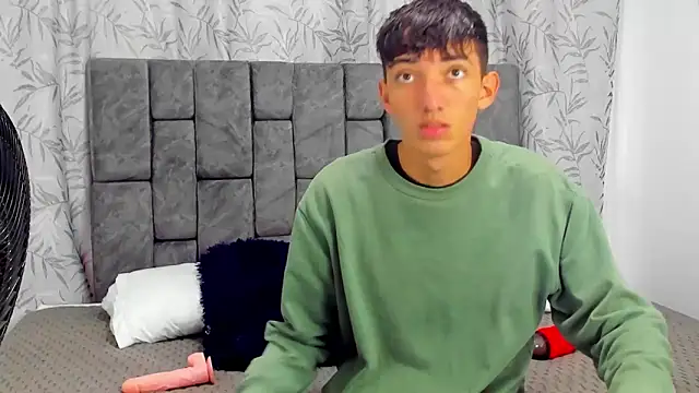 Maikol Ortiz online show from 28, 11, 2025