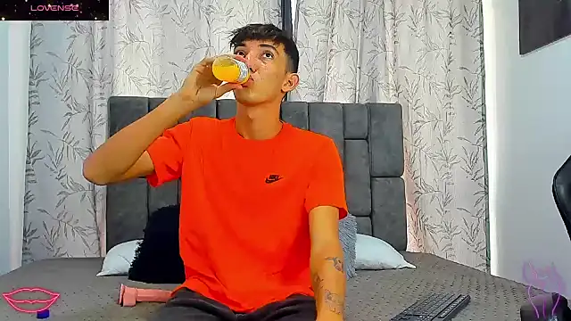 Maikol Ortiz online show from 15, 1, 2026