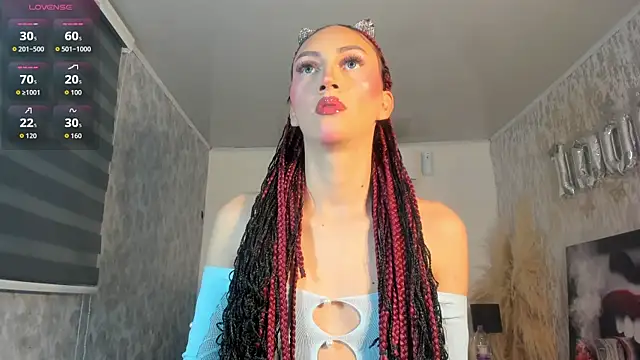 Snapshot of V_suckscock chatting on 22, 10, 2025 V suckscock online show from 22, 10, 2025