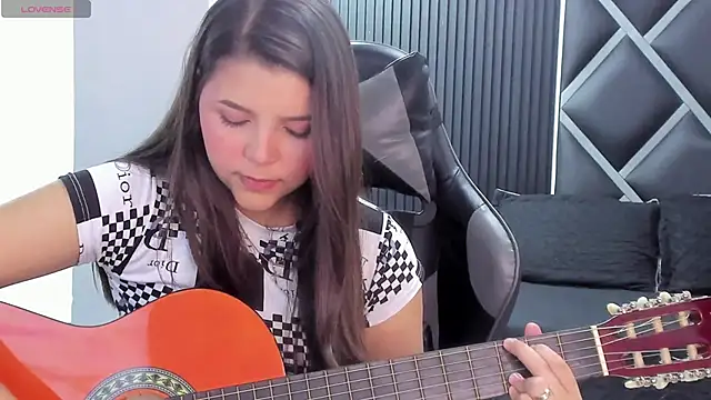 Charlotte-Star online show from 17, 11, 2025