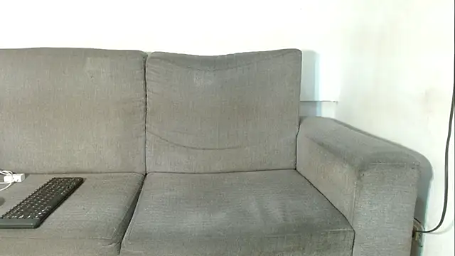 Snapshot of criss_zuri chatting on 20, 10, 2025 criss zuri online show from 20, 10, 2025