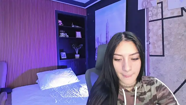 AlliceCopper online show from 4, 2, 2026