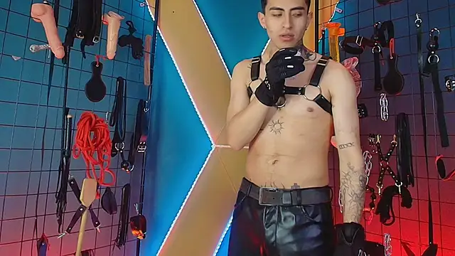 masterr bdsm   online show from 15, 10, 2025