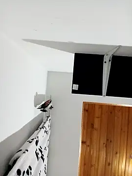 Snapshot of coupledesire18 chatting on 22, 11, 2025 coupledesire18 online show from 22, 11, 2025