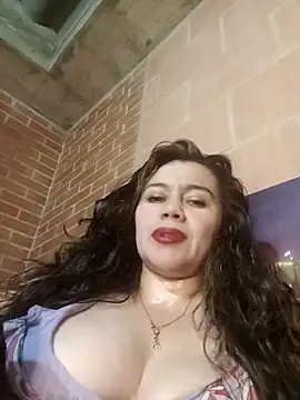 sexy-latina1 online show from 11, 9, 2025