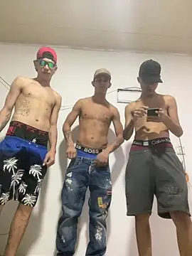 Snapshot of spicyboysvenezuelan chatting on 18, 11, 2025 spicyboysvenezuelan online show from 18, 11, 2025