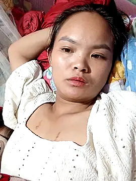 Snapshot of xinhxinhcute chatting on 16, 10, 2025 xinhxinhcute online show from 16, 10, 2025