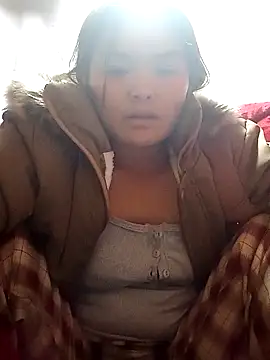 Snapshot of xinhxinhcute chatting on 28, 11, 2025 xinhxinhcute online show from 28, 11, 2025