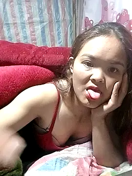 xinhxinhcute online show from 4, 2, 2026