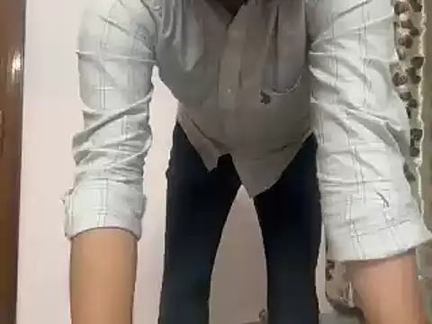 Snapshot of ind2537 chatting on 2, 4, 2026 ind2537 online show from 2, 4, 2026