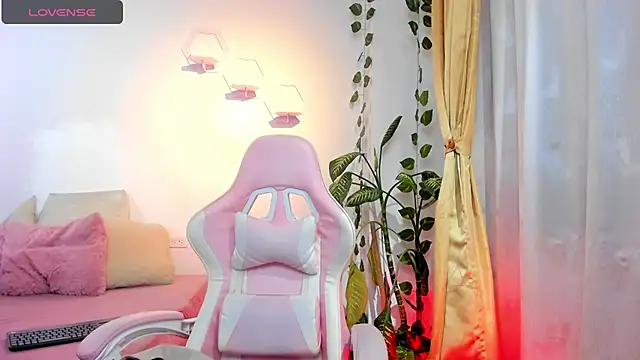 Jade22   online show from 12, 9, 2025