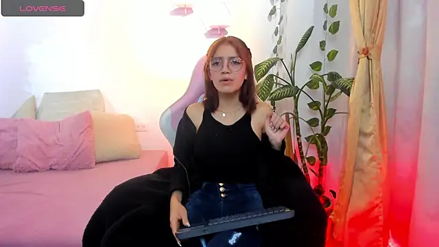 Jade22   online show from 13, 9, 2025