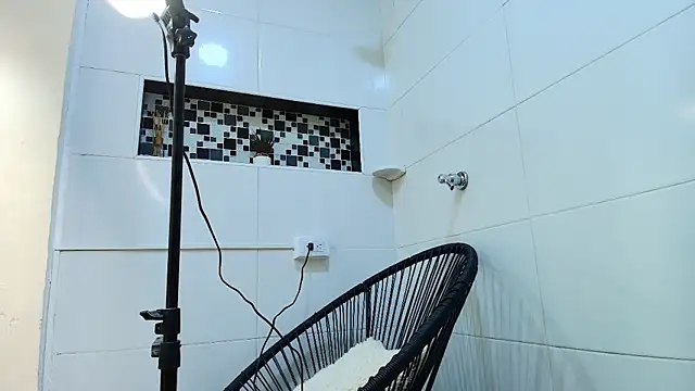 keila hott20 online show from 9, 10, 2025