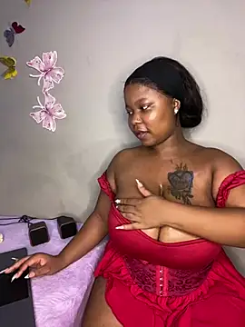 Snapshot of JuicyMellow21 chatting on 24, 2, 2026 JuicyMellow21 online show from 24, 2, 2026