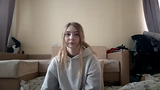 Nymera flare online show from 26, 11, 2025