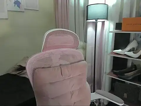 Seductive Margaux online show from 2, 10, 2025