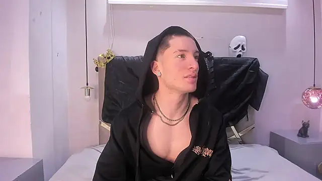 HunterHeat  online show from 30, 10, 2025