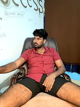 MeekBatgirl online show from 11, 11, 2025