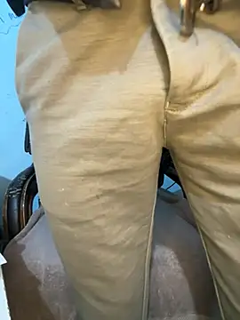 MeekBatgirl online show from 1, 2, 2026