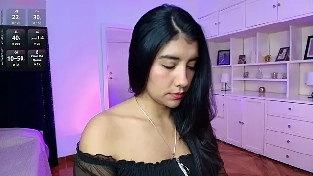 nina moen online show from 7, 10, 2025