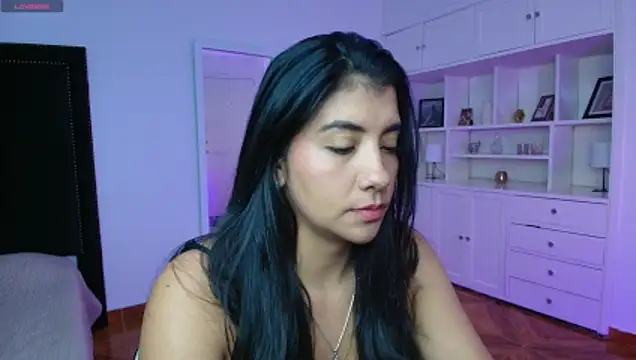 nina moen online show from 9, 10, 2025