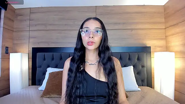 Snapshot of Roseaurora chatting on 18, 3, 2026 Roseaurora online show from 18, 3, 2026