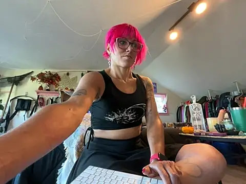 Snapshot of kinkycanner chatting on 21, 10, 2025 kinkycanner online show from 21, 10, 2025