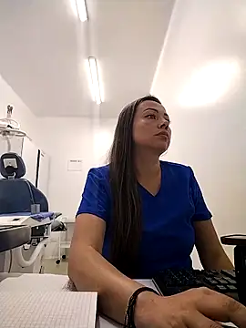 Madisson-04  online show from 14, 10, 2025