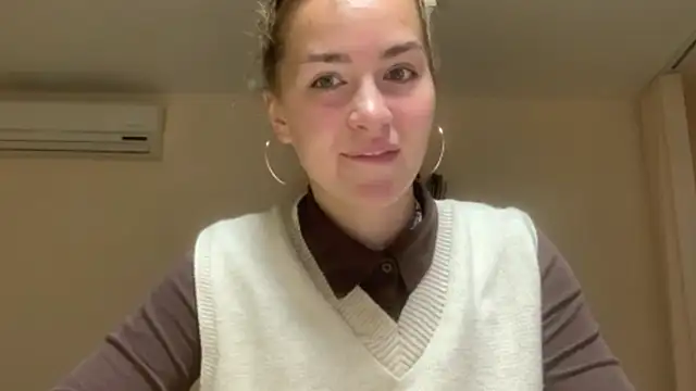 BunnyTiedeman online show from 14, 9, 2025