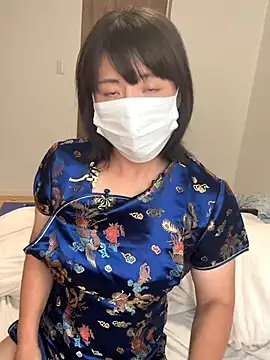 Snapshot of hanachan_001 chatting on 29, 10, 2025 hanachan 001 online show from 29, 10, 2025