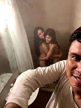 Snapshot of Clavelnegro chatting on 14, 10, 2025 Clavelnegro online show from 14, 10, 2025