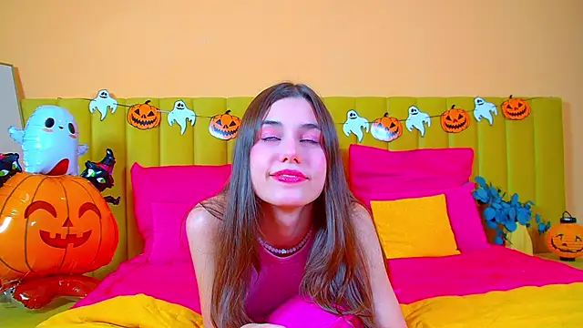 ArianaAllens online show from 24, 10, 2025