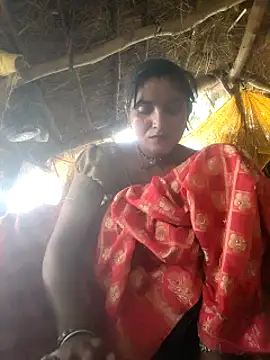 Snapshot of LUCKY_cut chatting on 9, 10, 2025 LUCKY cut online show from 9, 10, 2025