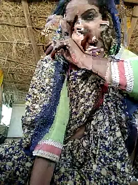 Snapshot of LUCKY_cut chatting on 11, 10, 2025 LUCKY cut online show from 11, 10, 2025