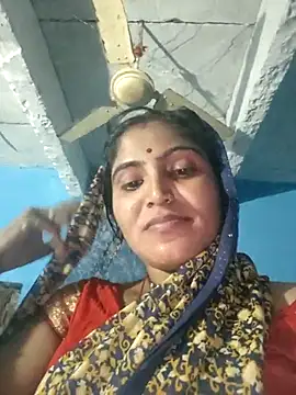 Snapshot of LUCKY_cut chatting on 17, 10, 2025 LUCKY cut online show from 17, 10, 2025