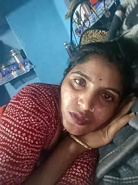 Snapshot of LUCKY_cut chatting on 1, 11, 2025 LUCKY cut online show from 1, 11, 2025