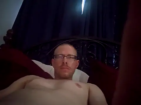 Snapshot of MrLeakyHelmet chatting on 15, 9, 2025 MrLeakyHelmet online show from 15, 9, 2025