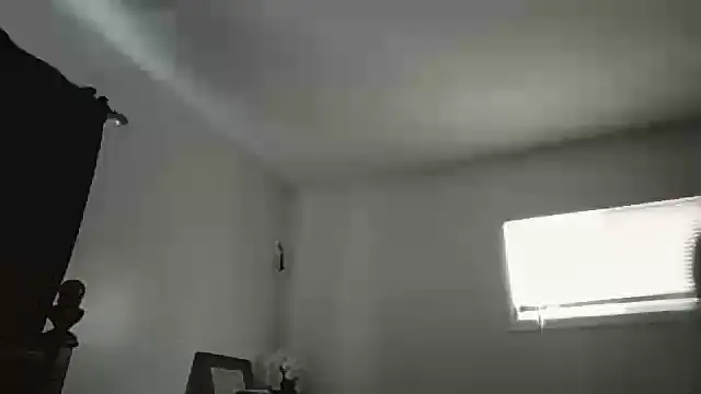 Snapshot of MrLeakyHelmet chatting on 2, 12, 2025 MrLeakyHelmet online show from 2, 12, 2025