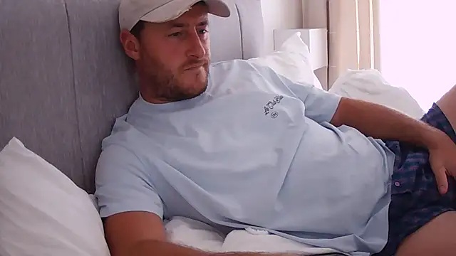 Snapshot of Londonlad818 chatting on 8, 9, 2025 Londonlad818 online show from 8, 9, 2025