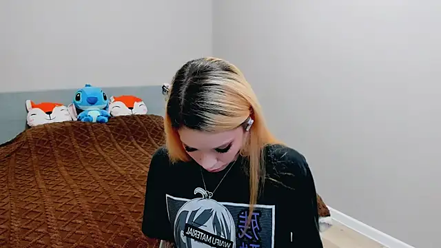 Snapshot of Kitten_Alissa chatting on 9, 10, 2025 Kitten Alissa online show from 9, 10, 2025