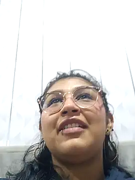 Emiily Johamson online show from 23, 9, 2025