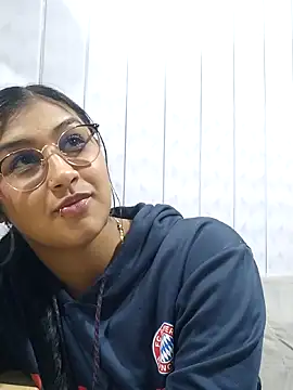 Emiily Johamson online show from 24, 9, 2025