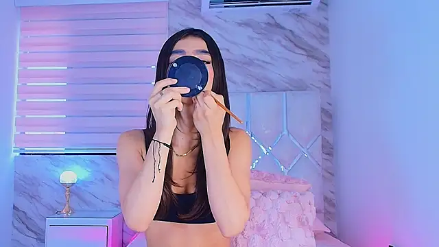 collet 1 online show from 6, 11, 2025