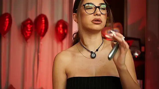 Snapshot of ItalianGirl chatting on 13, 2, 2026 ItalianGirl online show from 13, 2, 2026